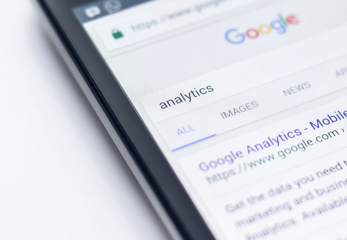 Google analytics SERP displayed on a mobile device